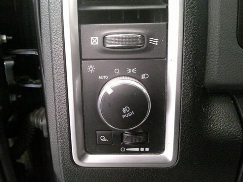 Used 2017 RAM 1500 Big Horn image 17