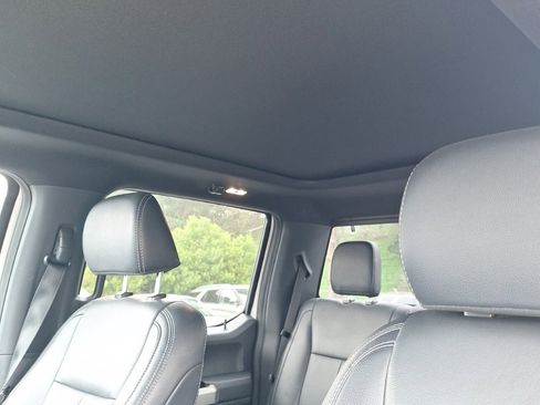 Used 2022 Ford F350 Lariat w/ Black Appearance Package image 14