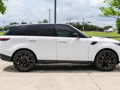 New 2026 Land Rover Range Rover Sport SE AWD/4WD image 8