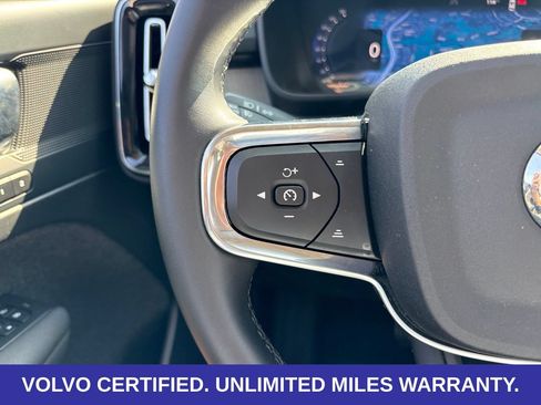 Certified 2026 Volvo XC40 B5 Plus AWD/4WD image 23