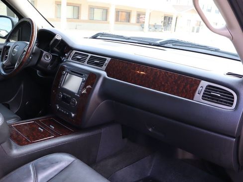 Used 2014 GMC Sierra 2500 Denali image 17