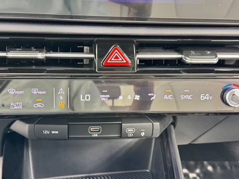 New 2026 Kia Niro EX FWD image 26