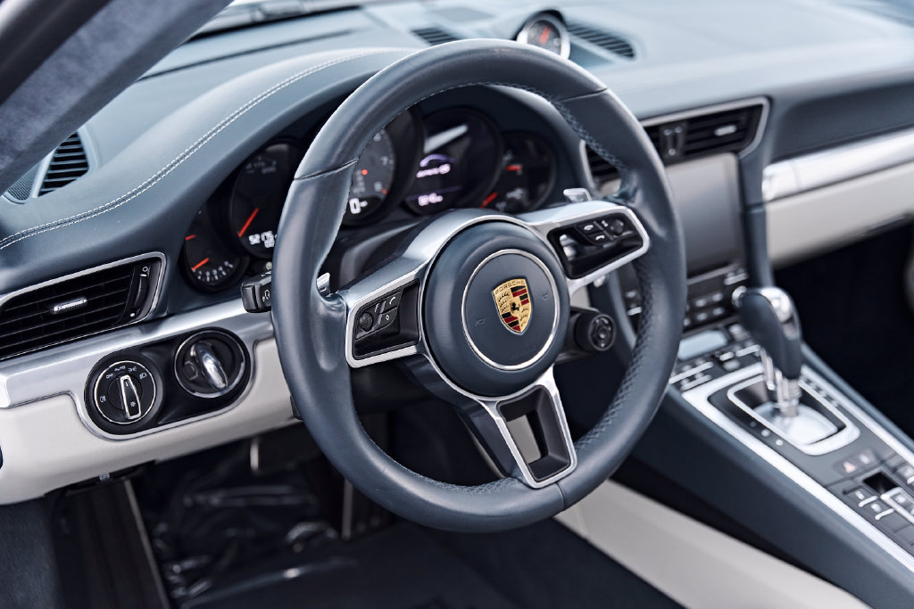 Used 2017 Porsche 911 Carrera 4S AWD/4WD image 36