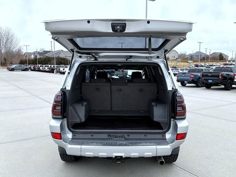 Used 2004 Toyota 4Runner SR5 image 22
