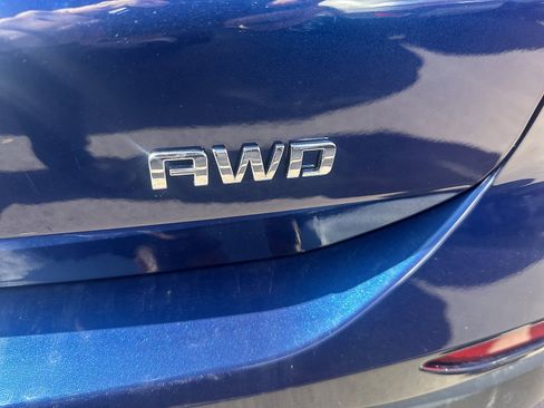 Used 2023 Chevrolet Equinox LS w/ Driver Confidence II Package image 8