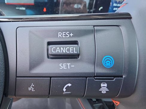 New 2026 Nissan Kicks SR w/ SR Premium Package FWD image 34