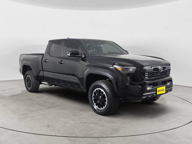 Used 2024 Toyota Tacoma TRD Off-Road w/ TRD Off Road Upgrade Package AWD/4WD image 3
