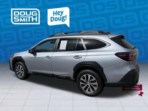 Certified 2025 Subaru Outback Premium w/ Popular Package #1A AWD/4WD image 2
