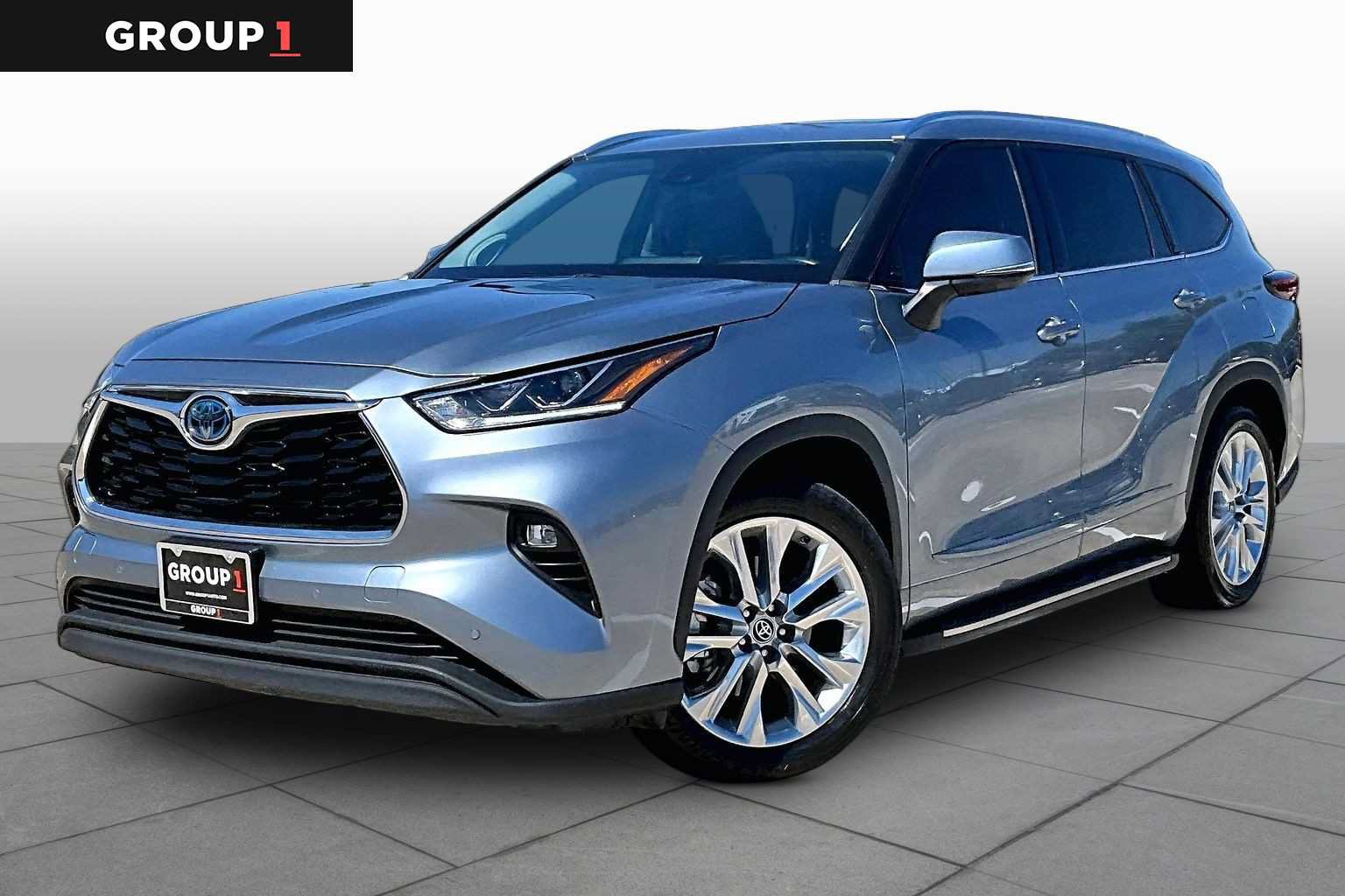 Used 2022 Toyota Highlander Limited FWD image 1