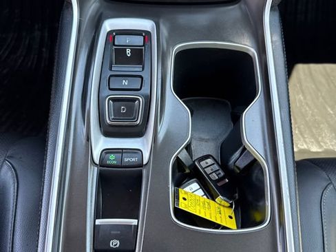 Used 2018 Honda Accord Touring image 23