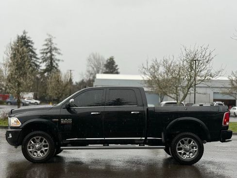 Used 2017 RAM 2500 Limited image 2
