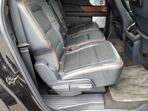 Certified 2023 Lincoln Navigator L Black Label AWD/4WD image 9