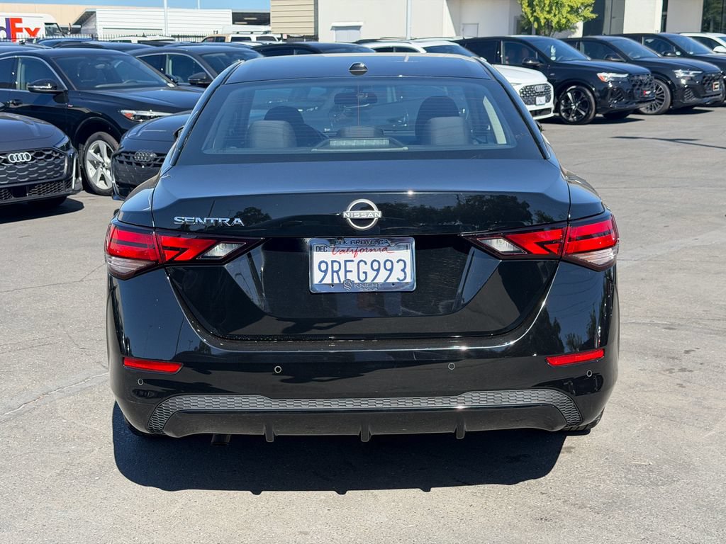 Used 2025 Nissan Sentra SV FWD image 20