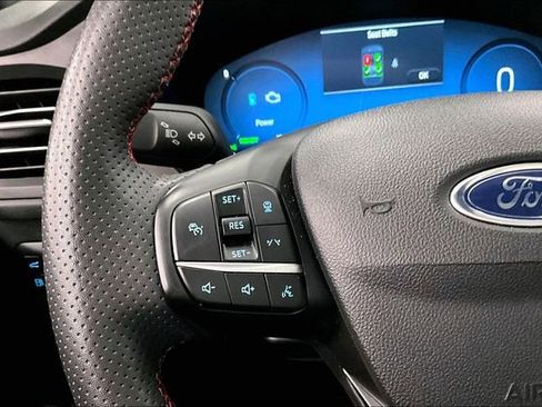 Used 2023 Ford Escape ST-Line Elite image 25