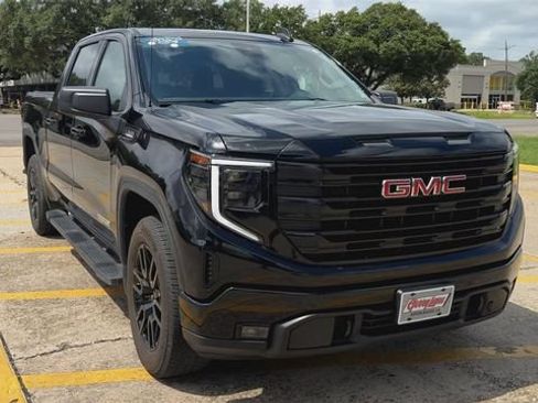 Used 2024 GMC Sierra 1500 Elevation RWD image 3