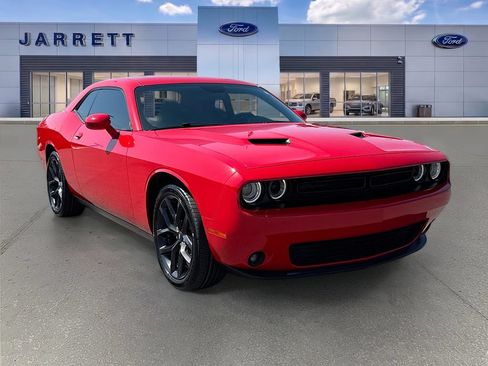 Used 2023 Dodge Challenger SXT w/ Blacktop Package RWD image 1