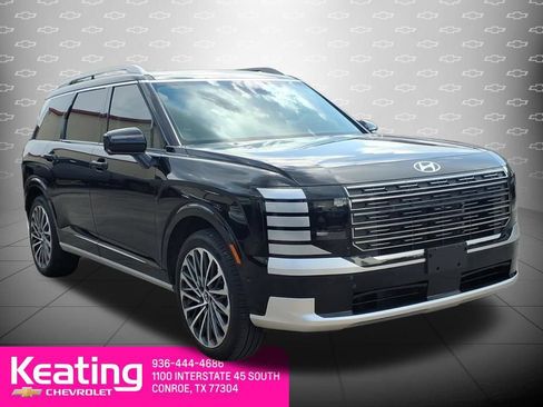 Used 2026 Hyundai Palisade Calligraphy FWD image 1