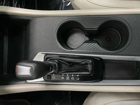 Used 2021 Nissan Altima 2.5 SR w/ SR Premium Package image 20