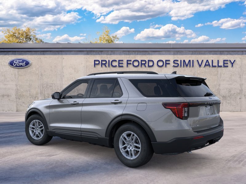 Used 2026 Ford Explorer Active RWD image 4