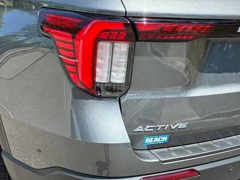 Used 2026 Ford Explorer Active w/ Active Comfort Package AWD/4WD image 13