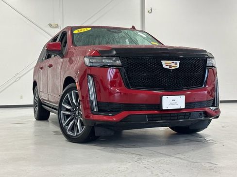 Used 2022 Cadillac Escalade ESV Sport Platinum image 2