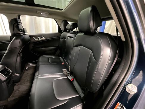 Used 2024 Kia Sportage EX w/ EX Premium Package image 15