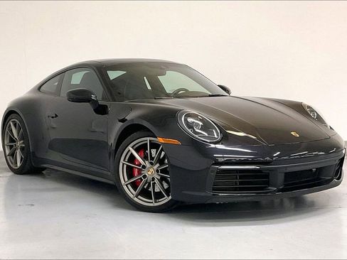 Used 2024 Porsche 911 Carrera 4S w/ Premium Package image 36