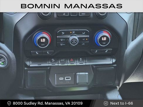 Used 2022 Chevrolet Silverado 1500 LT Trail Boss image 18