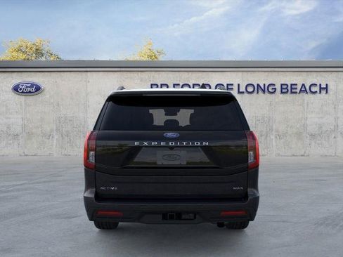 New 2026 Ford Expedition Max Active RWD image 5