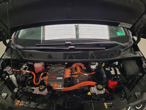 Used 2023 Chevrolet Bolt LT image 39