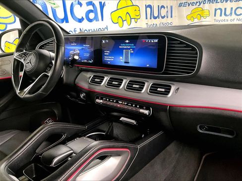 Used 2024 Mercedes-Benz GLE 450e 4MATIC image 14