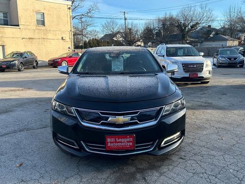 Used 2019 Chevrolet Impala Premier w/ Premier Confidence Package image 3