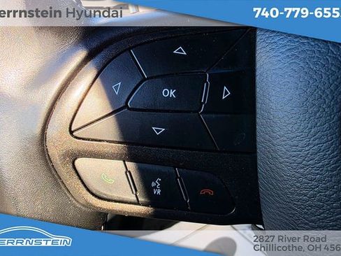 Used 2023 Dodge Challenger SXT RWD image 25