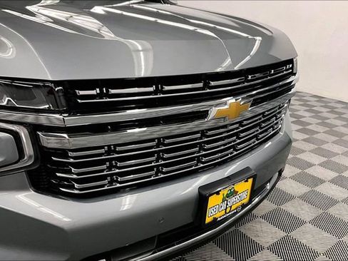 Used 2023 Chevrolet Tahoe Premier w/ Advanced Technology Package AWD/4WD image 35