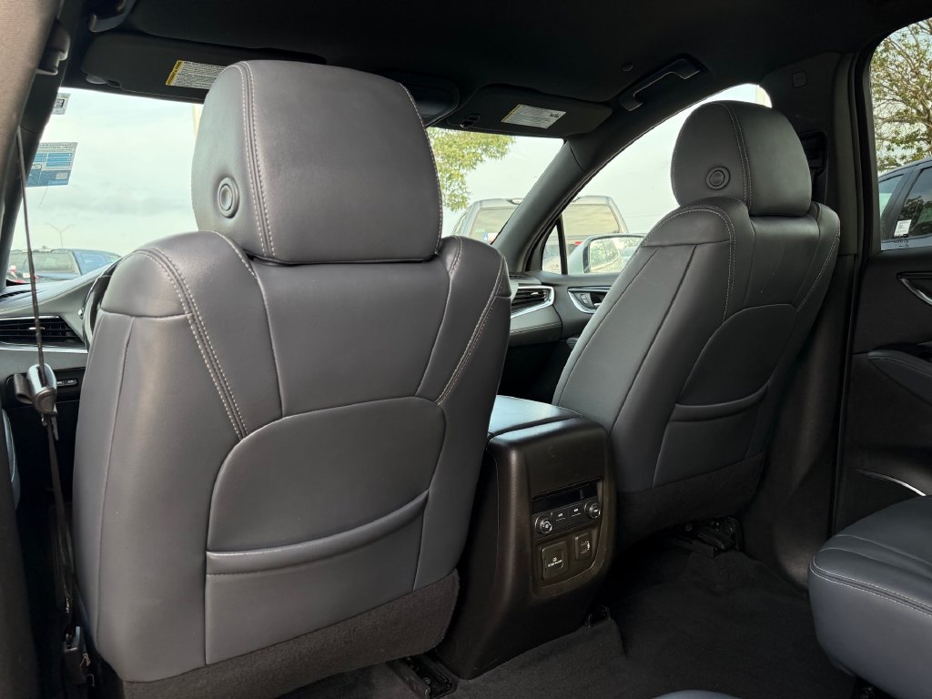 Used 2022 Buick Enclave Premium FWD image 19