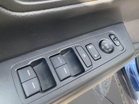 Certified 2023 Honda CR-V LX image 12