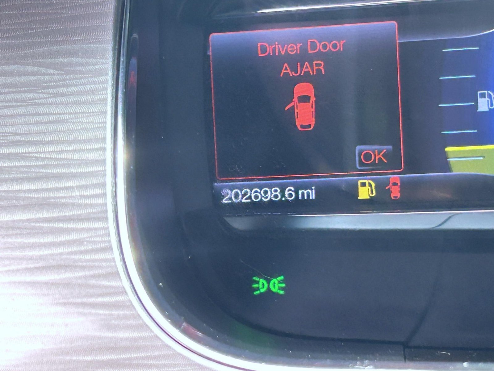 Used 2013 Ford Taurus SEL FWD image 14
