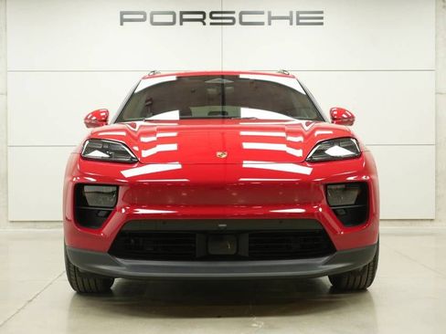 New 2026 Porsche Macan 4 Electric AWD/4WD image 11