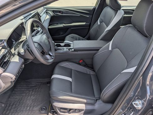 Used 2026 Toyota Camry SE image 2