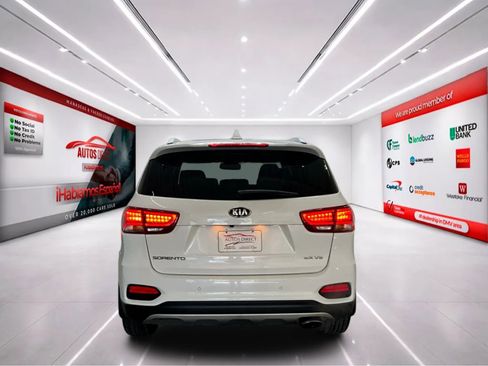 Used 2019 Kia Sorento EX AWD/4WD image 7