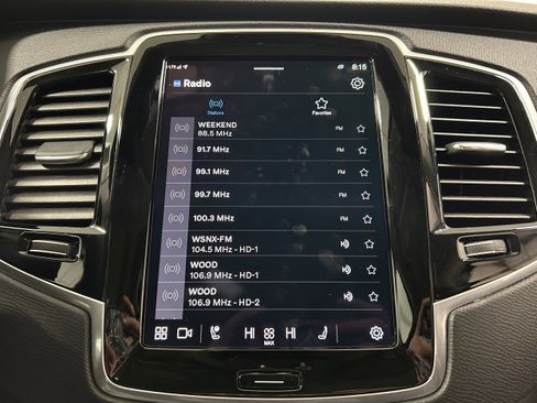 Used 2023 Volvo XC90 B6 Plus AWD/4WD image 6
