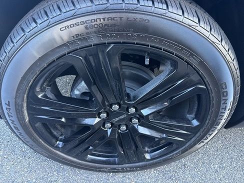 New 2026 GMC Acadia Elevation image 5