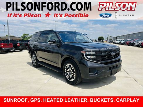 Used 2025 Ford Expedition Active AWD/4WD image 1