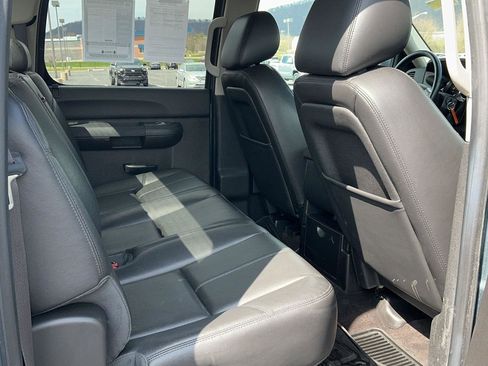 Used 2014 Chevrolet Silverado 2500 LT w/ Snow Plow Prep Package image 30