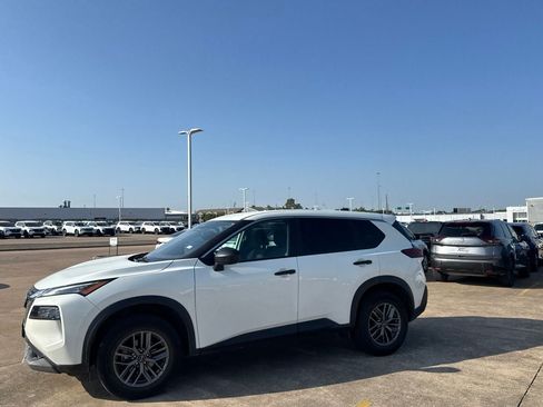 Certified 2023 Nissan Rogue S AWD/4WD image 11