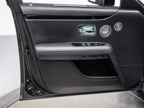 Used 2025 Rolls-Royce Ghost AWD/4WD image 30