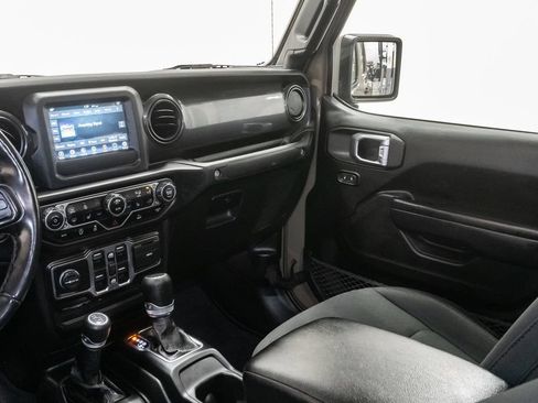 Used 2020 Jeep Gladiator Sport AWD/4WD image 11