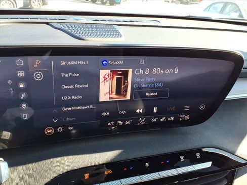 Used 2025 Buick Enclave Sport Touring image 20