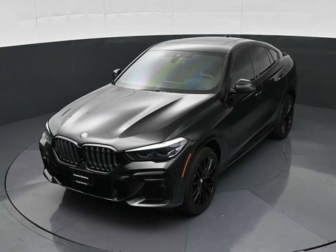 Used 2022 BMW X6 xDrive40i w/ M Sport Package AWD/4WD image 30
