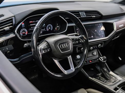 Used 2020 Audi Q3 2.0T Premium Plus w/ Premium Plus Package image 18